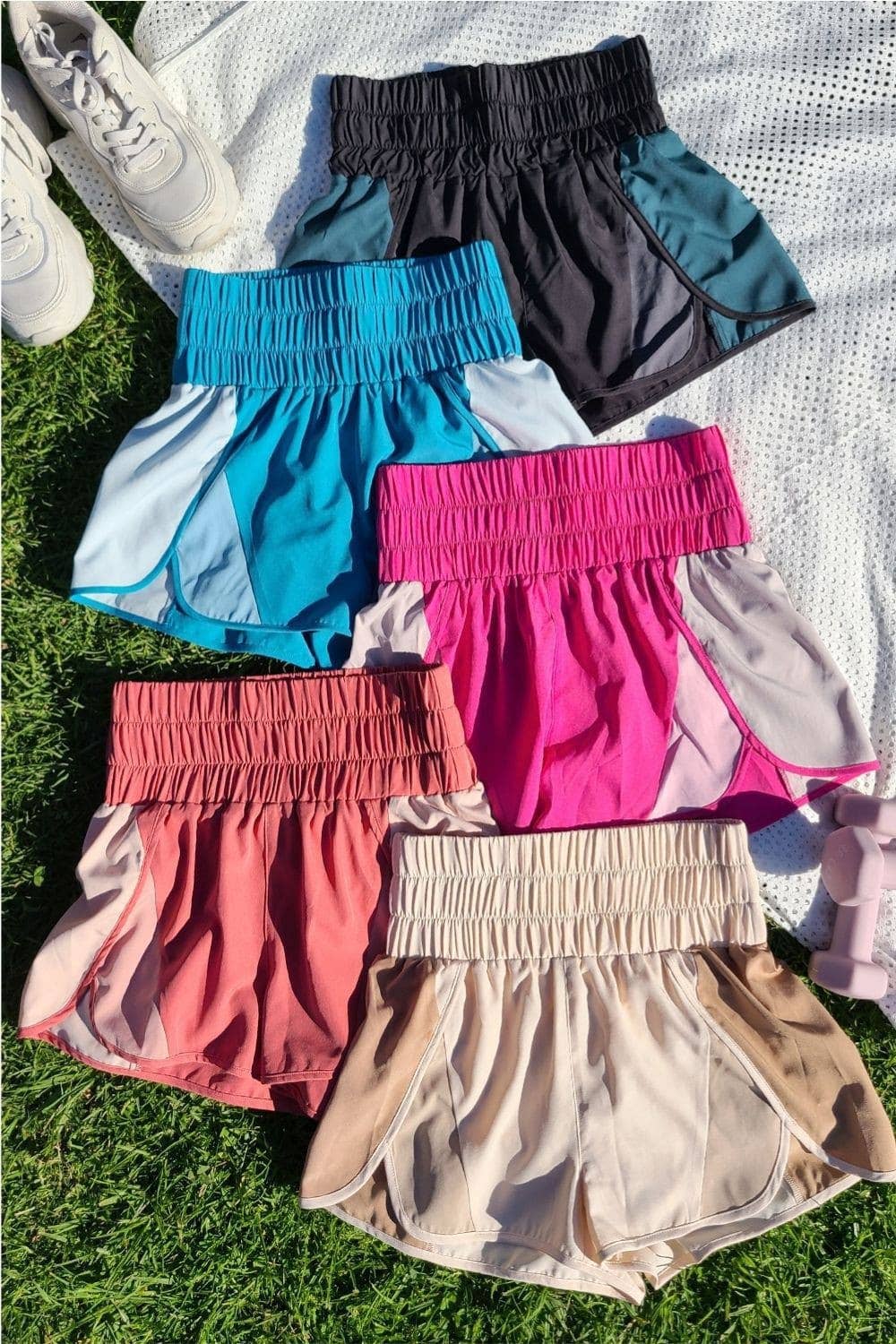 NP70066-Color-block activewear shorts: MOCHA / S-M-L/2-2-2