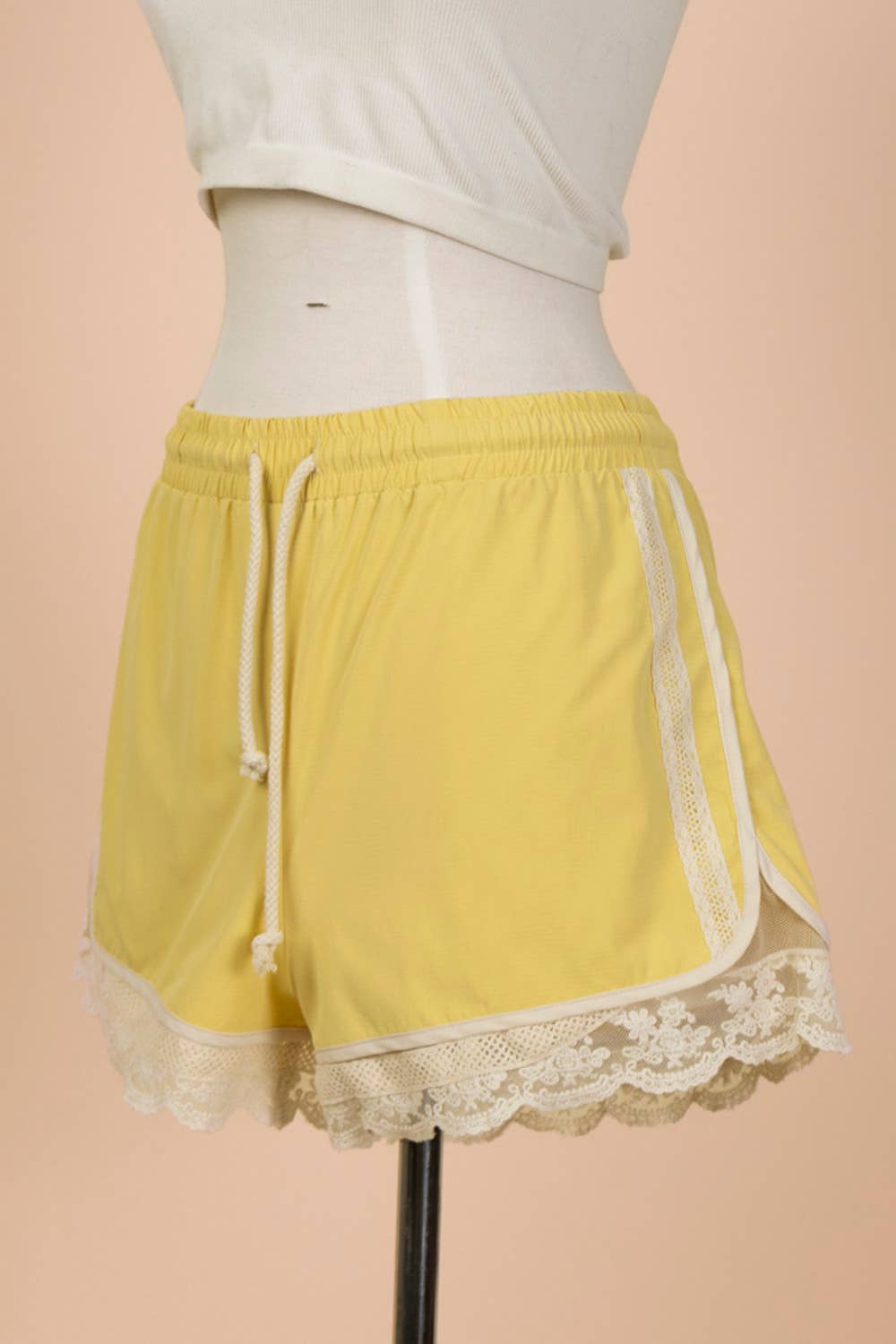 NP71048-Lace Trim Activewear Shorts: GREEN / S-M-L/2-2-2
