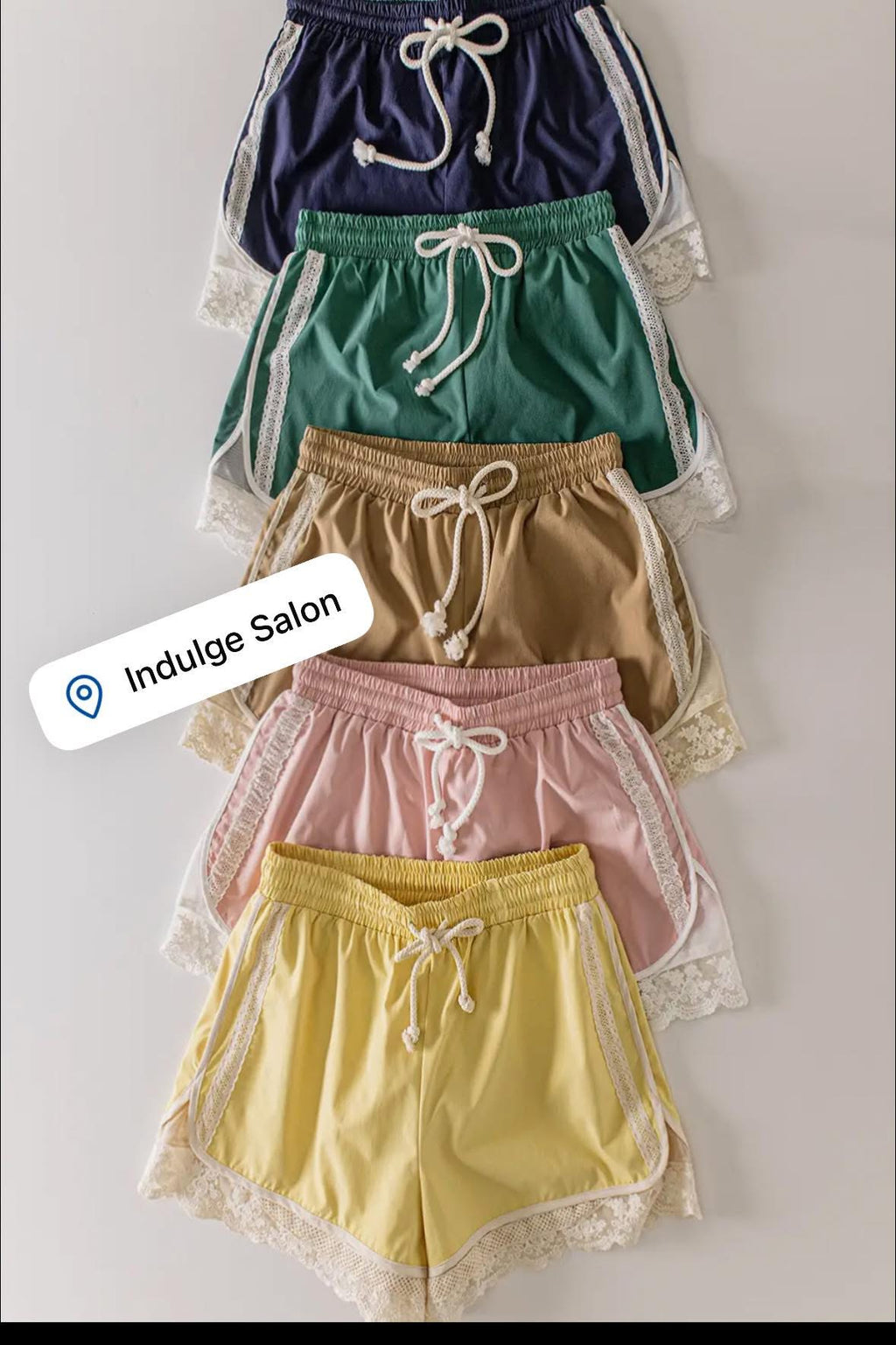 Lace trim active shorts