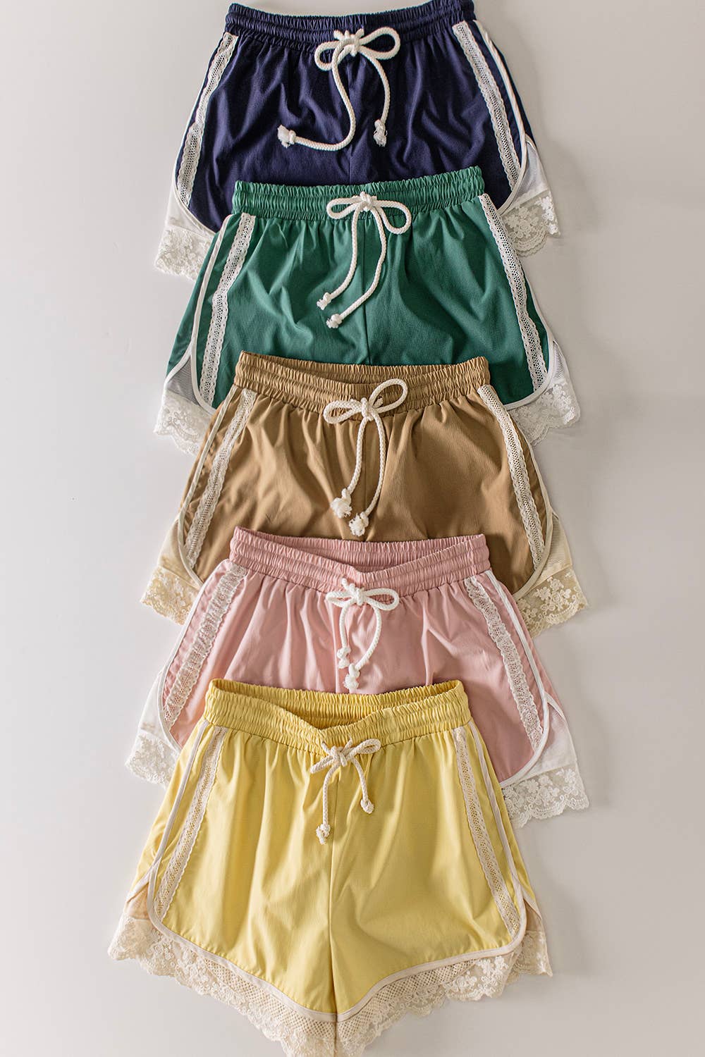 NP71048-Lace Trim Activewear Shorts: GREEN / S-M-L/2-2-2